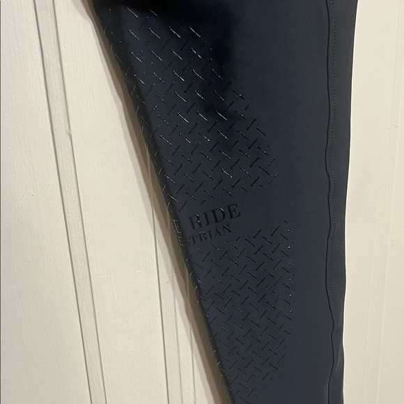 Free Ride Equestrian Riding Pants - Picture 3 of 4